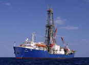 photo du JOIDES, bateau foreur